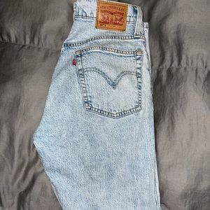 LEVI SKINNY 501 JEANS